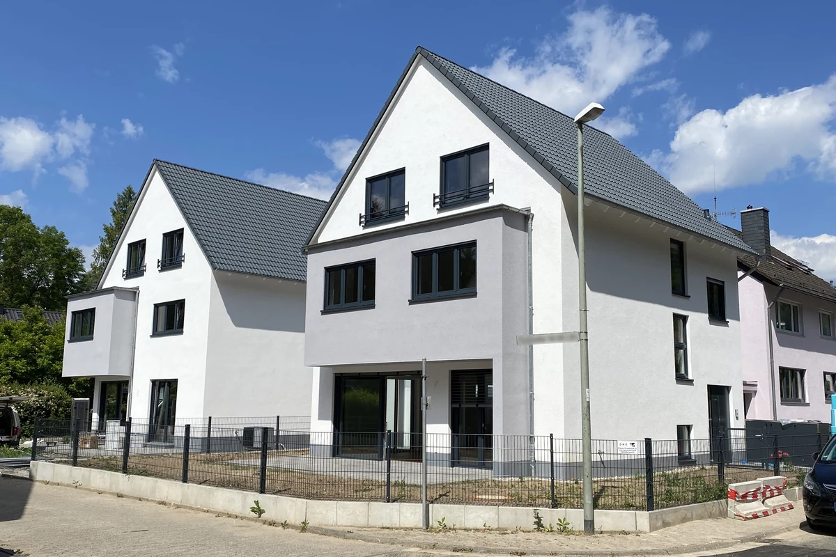 Naturnah in Lorsbach · Die beiden Einfamilienhäuser in Lorsbach